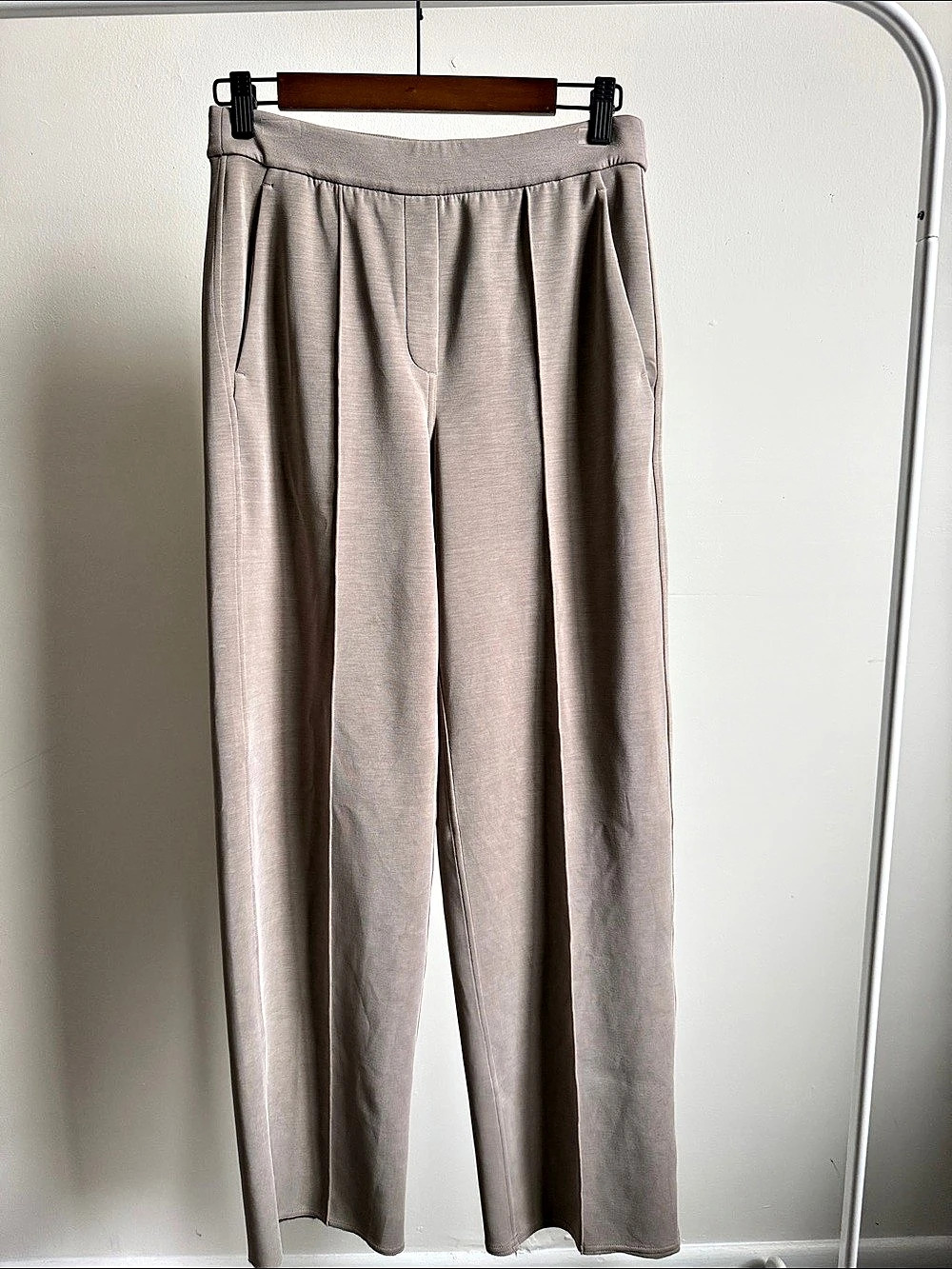 Lululemon Align Pant Wide Leg Pants in beige Size Small Like New